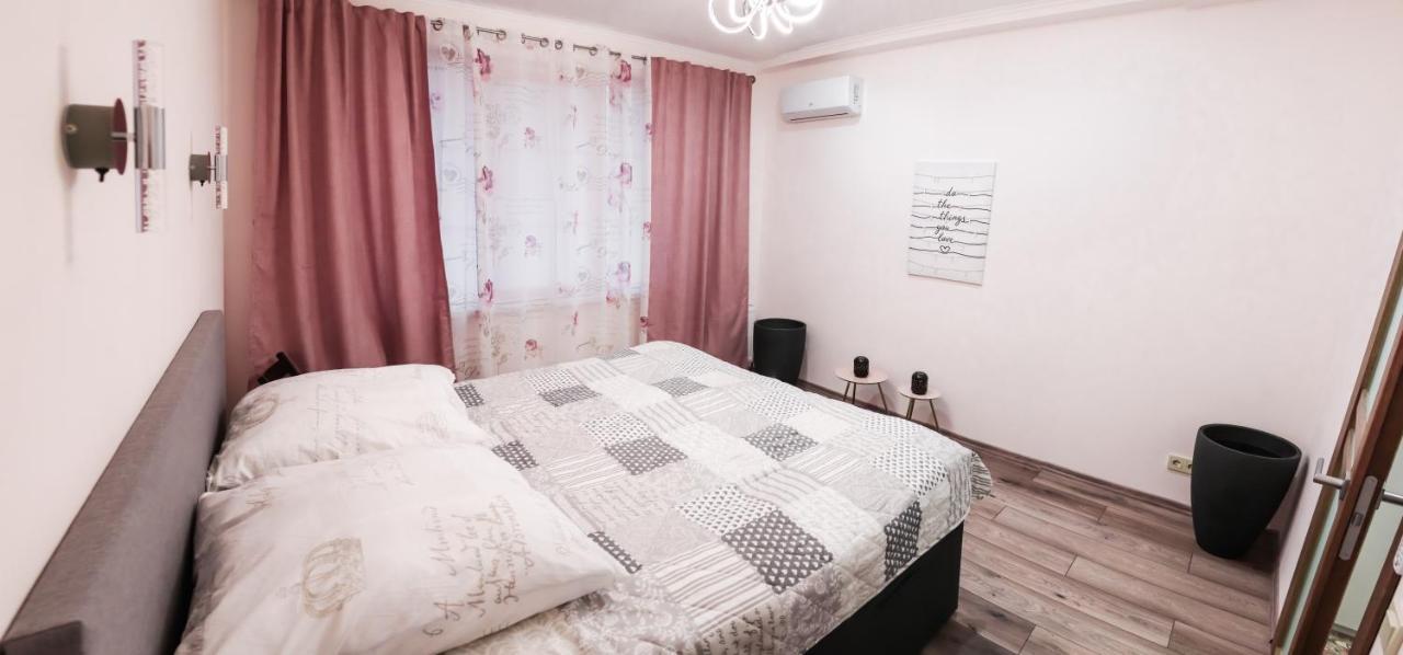 Royal House Apartment Kiev Luaran gambar