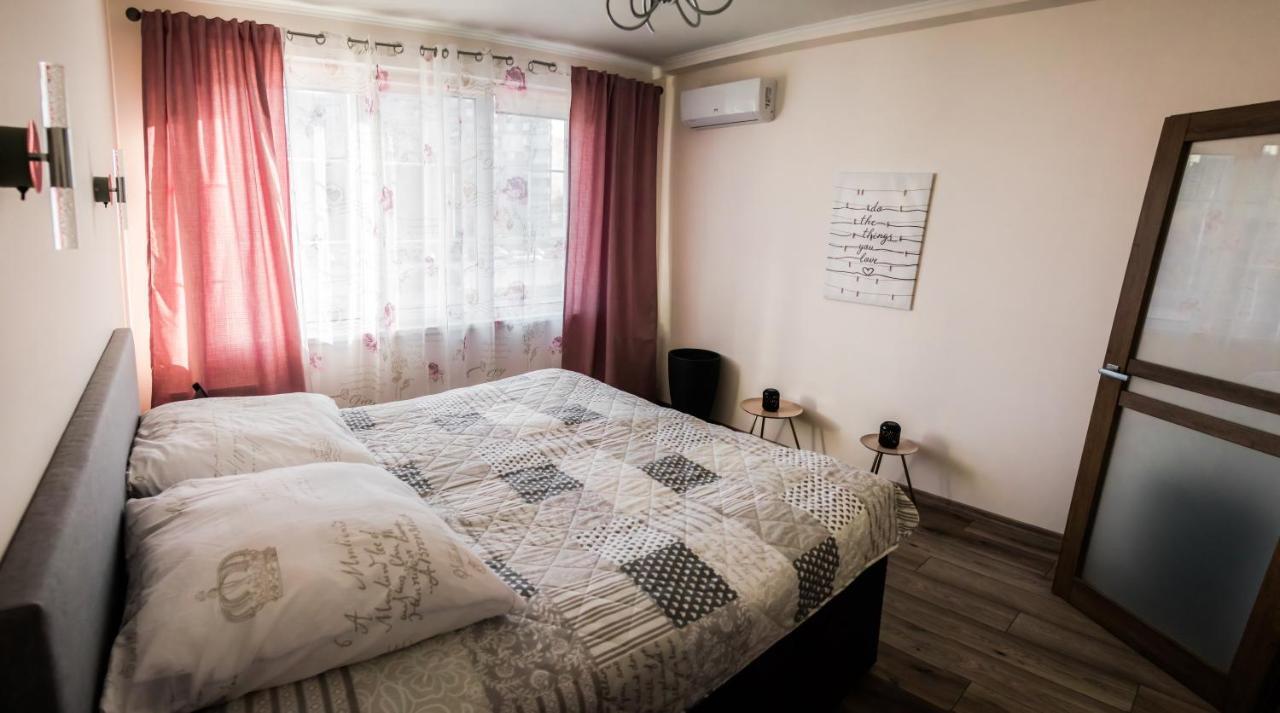 Royal House Apartment Kiev Luaran gambar